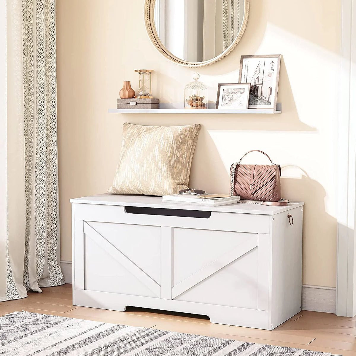 White Wooden Storage Bench S742