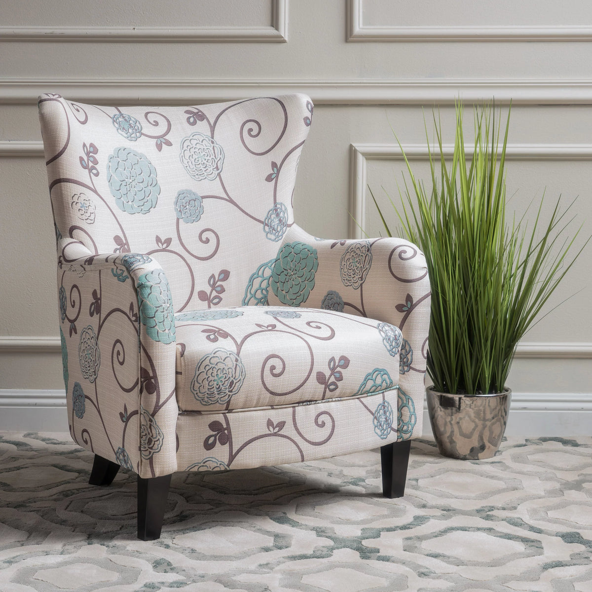 White and Blue Floral Fabric Club Chair U35916