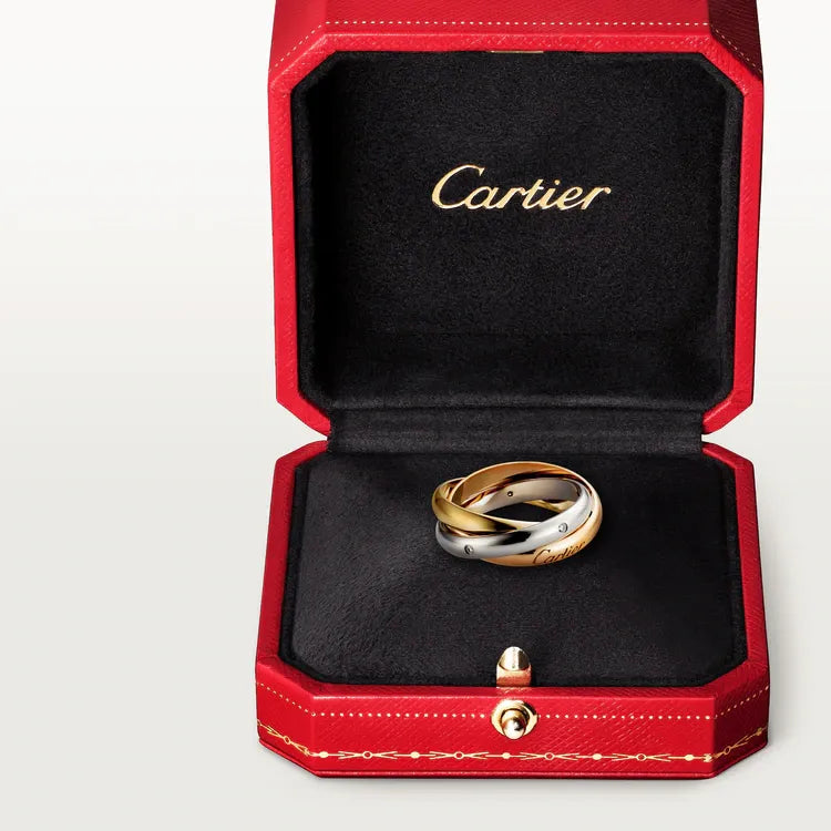 Ring R762