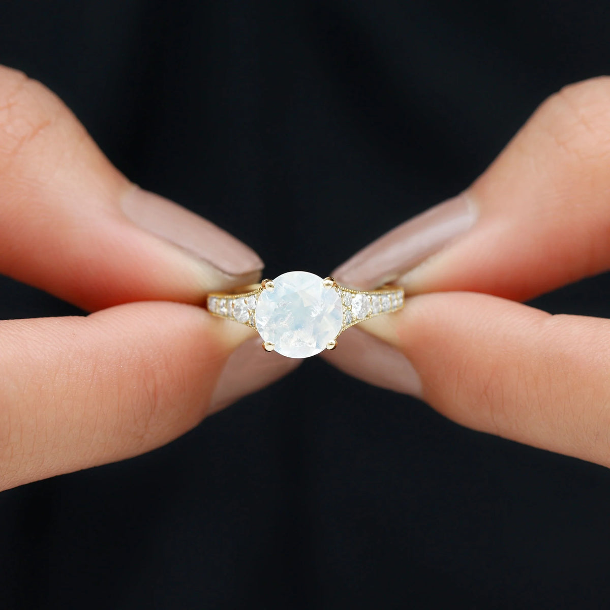 14K Yellow Gold Solitaire Ring with Diamond G1905