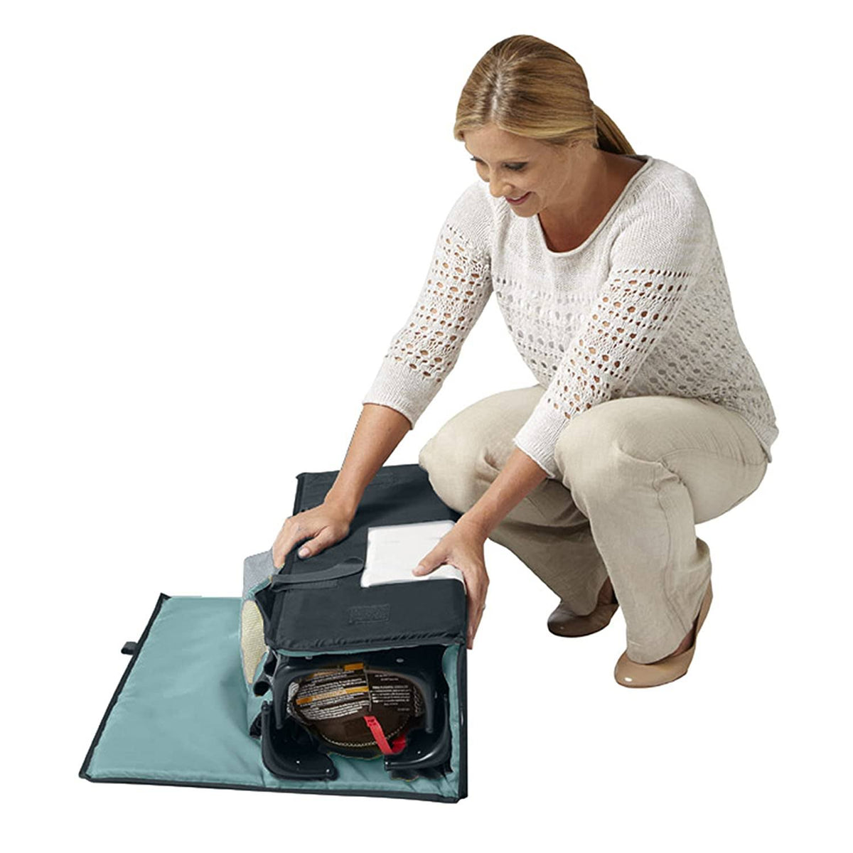 Full-Size Infant Bassinet Playard with Push Button Compact Fold D631