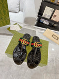 Men and Women Slippers B89550