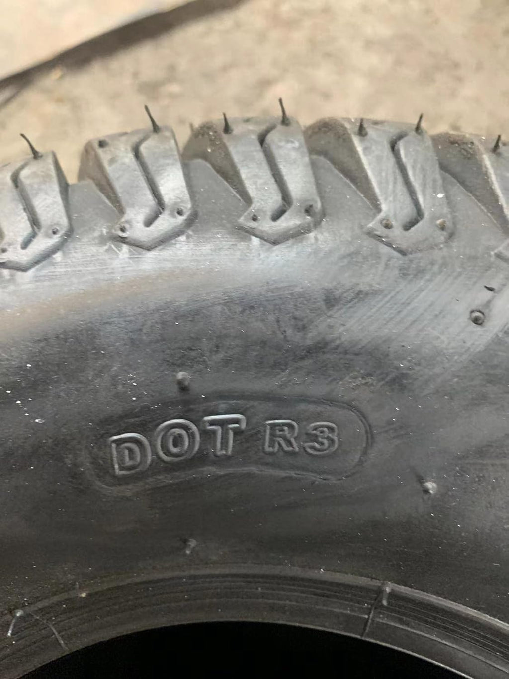 18x9.50-8 4Ply Tubeless Turf Tires, Set of 4 H468468