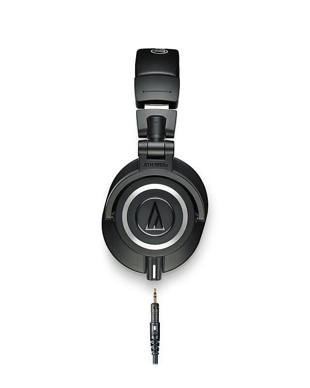 Black Over-Ear Headphones M7925