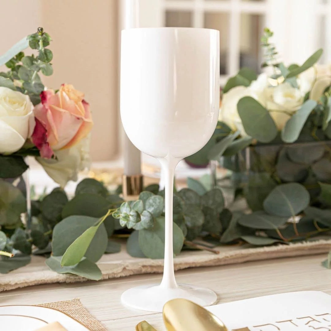 White Plastic Wine Glasses 12 oz Y816