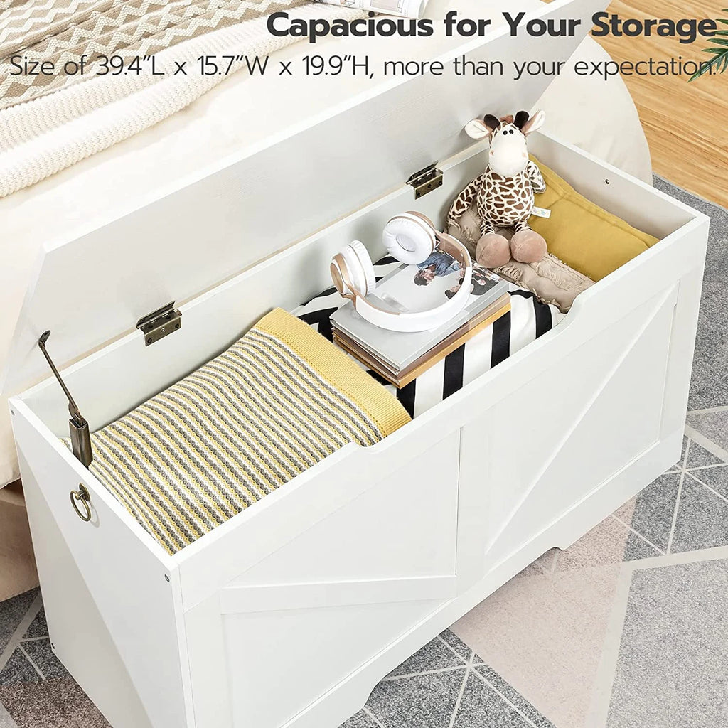 White Wooden Storage Bench S742