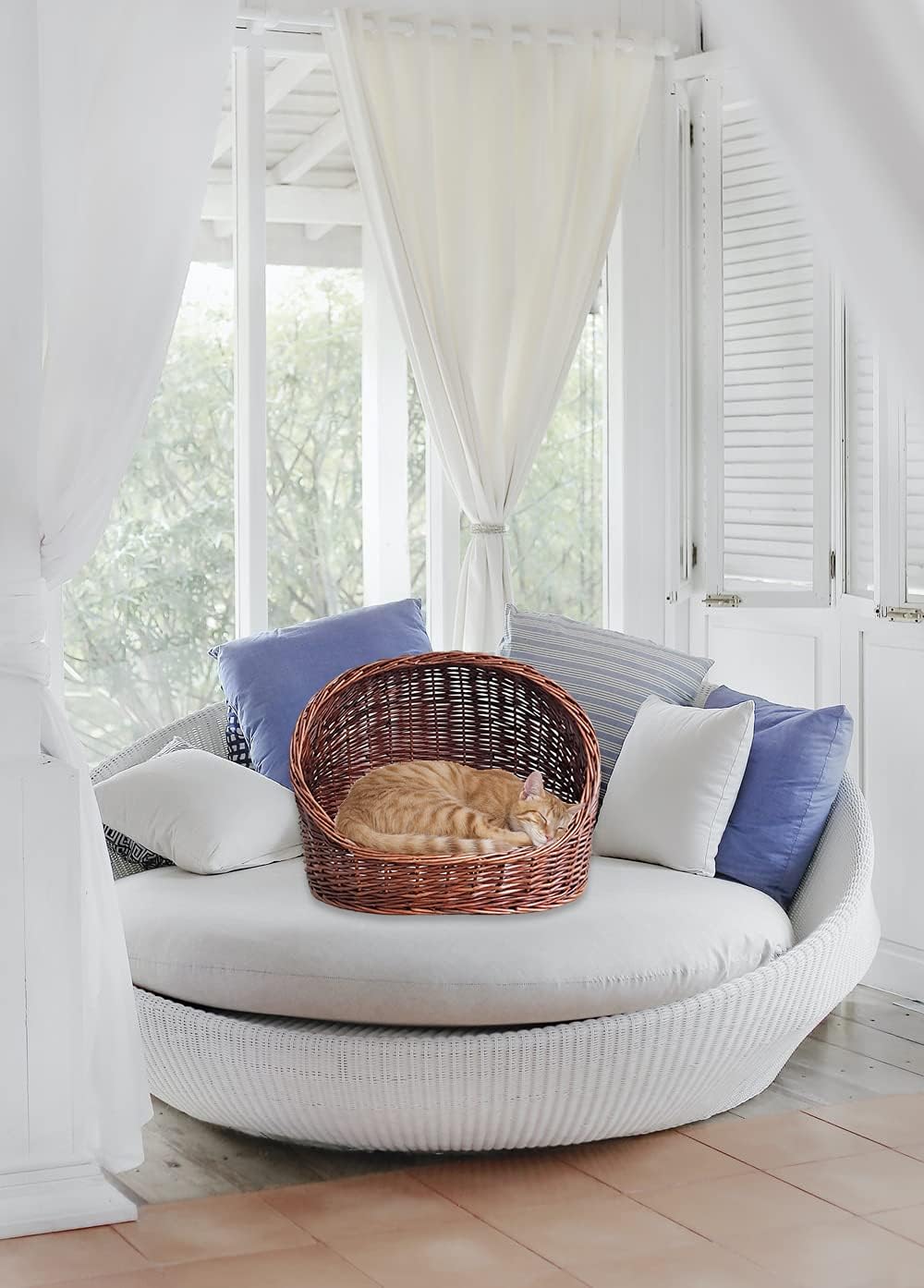 Willow Basket Cat House with Cushion Q687