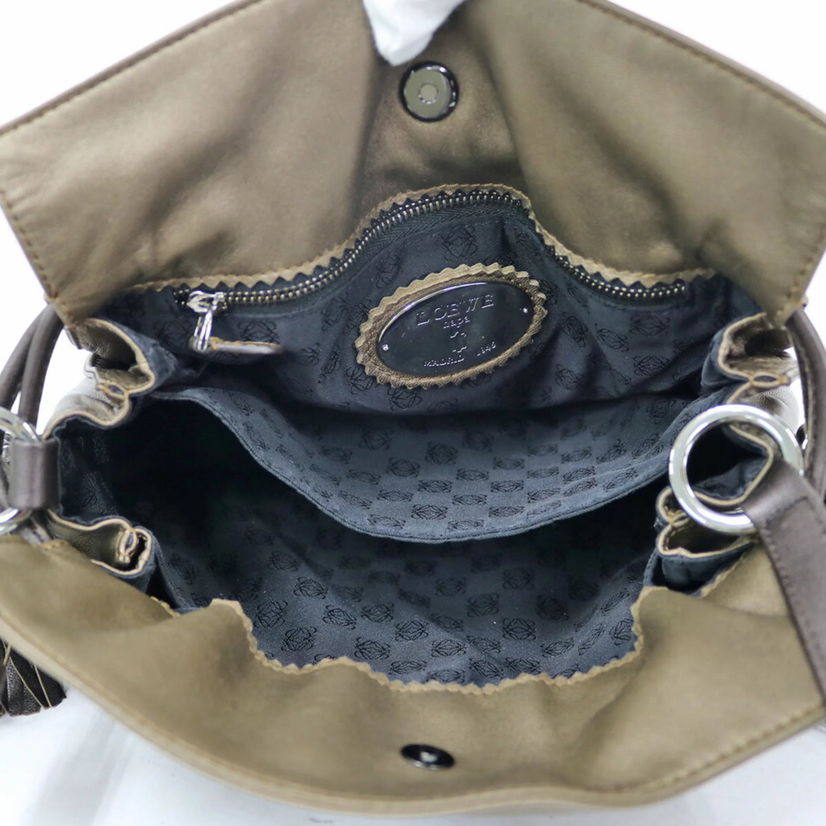 Pre-Owned Bronze Shoulder Bag I26378