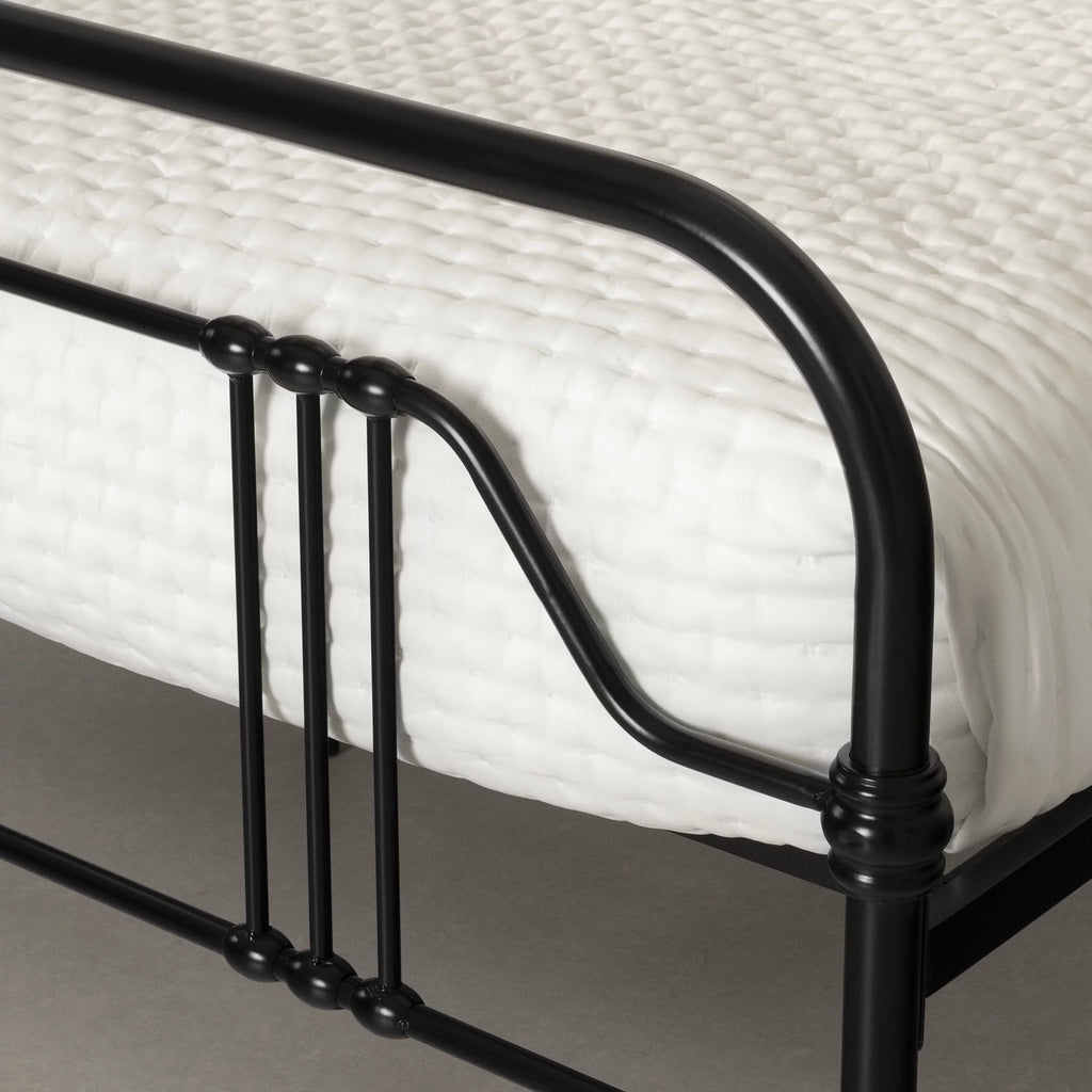 Queen Metal Platform Bed Black Y8617